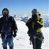  Cleber Coronel i Daniel Milla na szczycie Huascarana Sur (6768 m). Fot. Mirek Mąka