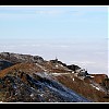  Polska tonąca w chmurach - wyspa z prawej Babia Góra, wyspa z lewej Pilsko, tego z krzyżem i obserwatorium nie kojarzę