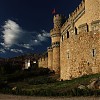  Zamek w Manzanares z La Pedriza w tle