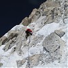  Grazziani prowadzi w terenie mikstowym pow. 6500 m. Fot. Christian Trommsdorff / www.climbing.com