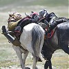  Buzkaszi - tradycyjna dla ludów północnego Afganistanu rozgrywka - to prawdziwy pokaz konnej wirtuozerii