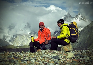 Trwa akcja na Gasherbrumie I – Czesi dotarli na 7300 m i czekają na poprawę pogody