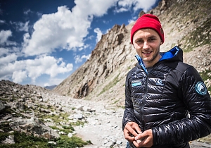 Andrzej Bargiel dotarł pod pierwszy ze szczytów Śnieżnej Pantery