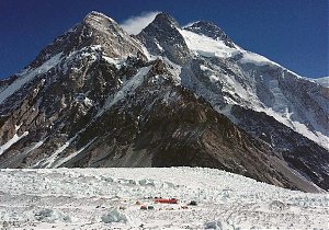 Wieści z K2 i film z akcji